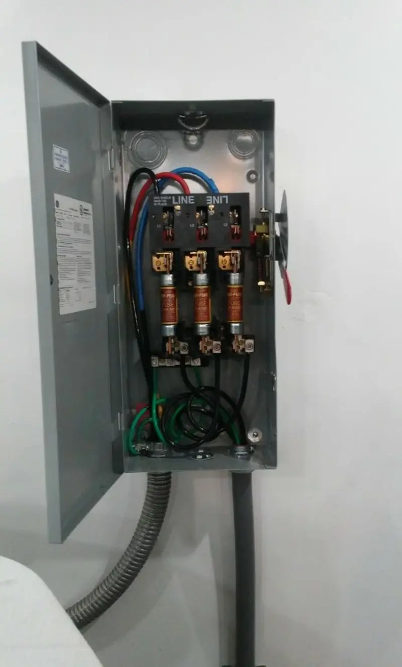 Three-phase disconnect switch installed for Smoke Detector Installation in Gilmanton